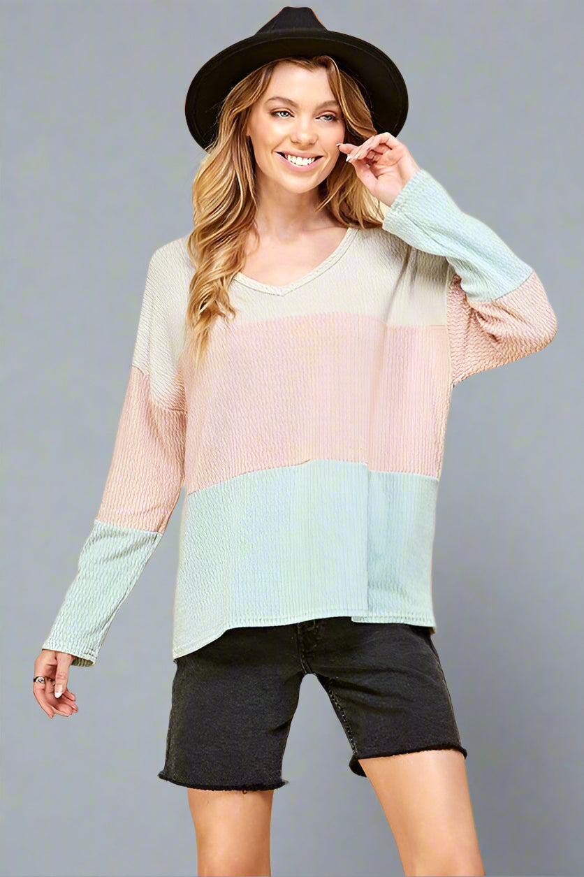 COLOR BLOCK V NECK LONG SLEEVE TOP